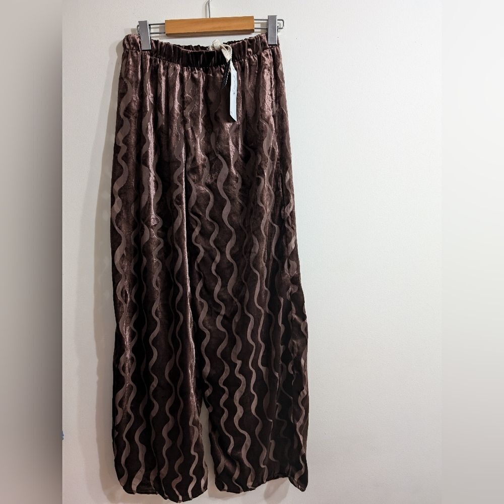 Burnout wavy pattern velvet, wide leg pull up pants, brown size M New - Picture 5 of 6